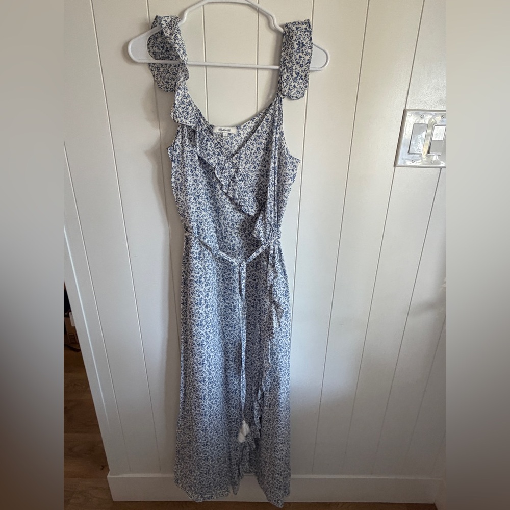 Madewell White and Blue Floral Tie-Waist Midi Dress